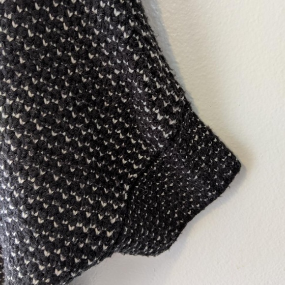 Lara Knit Oversized Cardigan - Picture 3 of 4